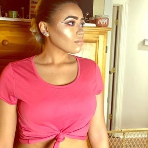 Crop tie front stretch tee